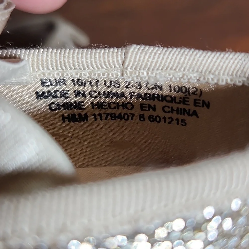 H&M 2-3 3-6 Months Baby Gold Glitter Bow Detail Ballerina Flats